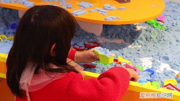 如培养孩子的专注力，从这四个维度，培养孩子的专注力！