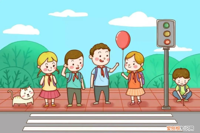 五项管理促成长双减一起向未来手抄报，“五项管理”促成长，平安快乐过暑假