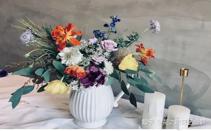 花材和花束，花艺基础知识|等待是为了更好的相逢，必备收藏的花材养护攻略！
