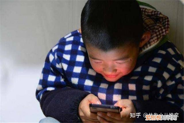 怎样来培养孩子的专注力，如何培养孩子的专注力？3个简单易行有效的方法，赶紧尝试一下吧