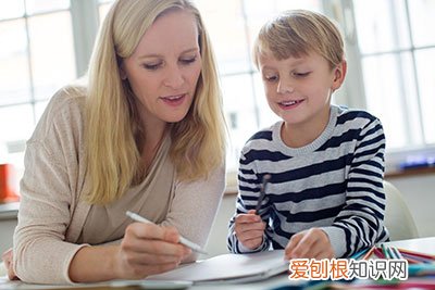 高智商的孩子随身自带这三个“缺点”,实则都是好事,高智商的孩子都有哪些怪癖