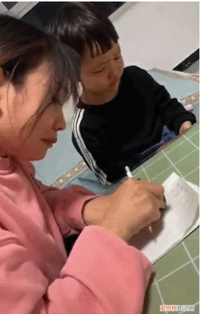 这样做,辅导熊孩子写作业再也不用“鸡飞狗跳”了,辅导孩子写作业的心情鸡飞狗跳