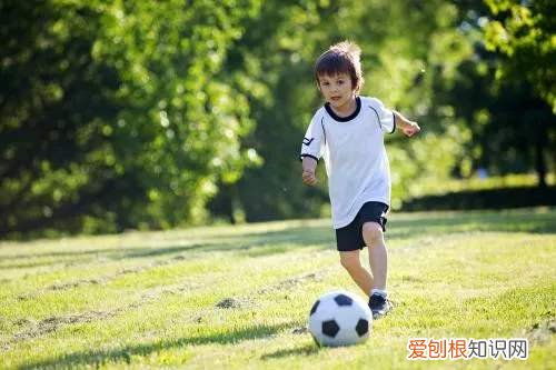 帮助孩子集中注意力的方法,孩子注意力不集中别担心,家长做到这些有效提高孩子注意力水平