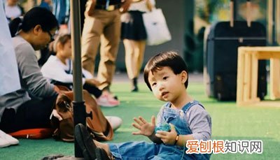 晚一年上幼儿园,对孩子究竟有什么影响,幼儿园迟上一年对孩子有什么影响