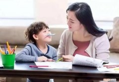 提升孩子专注力的10大方法，如何提升孩子的专注力，让孩子静心学习，下棋是个好方法