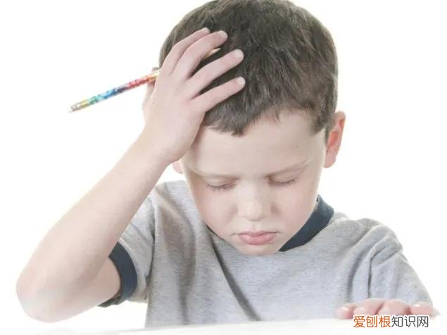 如何培养小孩的耐心和专注力,怎样提升孩子的专注力?