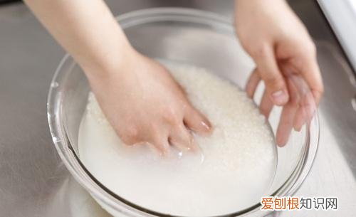 养花的十二种技巧，3个养花“技巧”，简单又实用，啥花都能养活，很多人在用