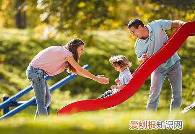 树立孩子自信心的方法，培养孩子自信心的13个方法