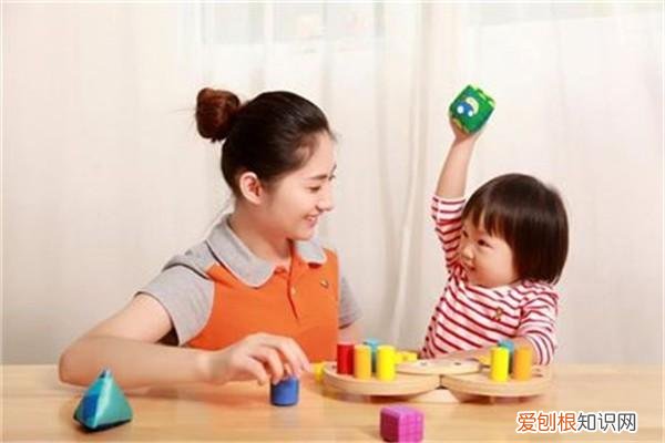 小孩子如何提高专注力，如何锻炼孩子大脑，提升孩子的专注力和控制力呢？