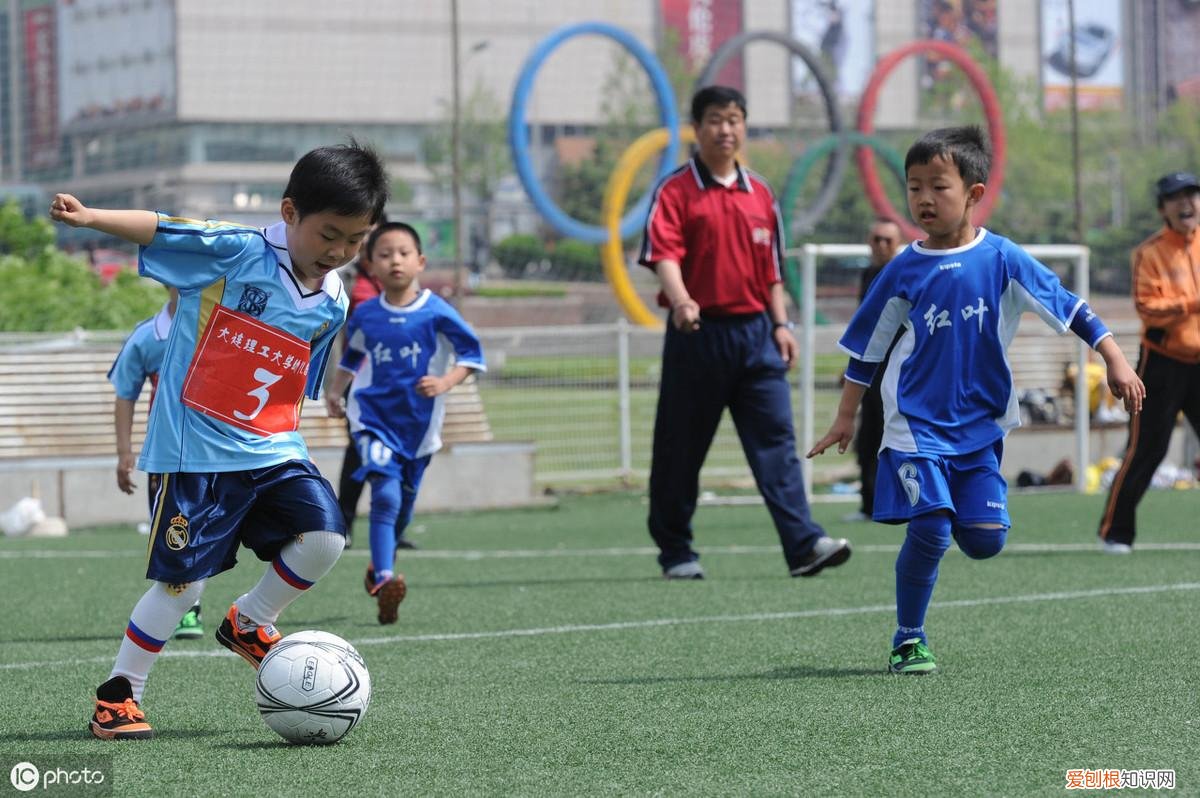 怎么让孩子合理安排时间，24个教育孩子最佳时间表，父母必备育儿宝典