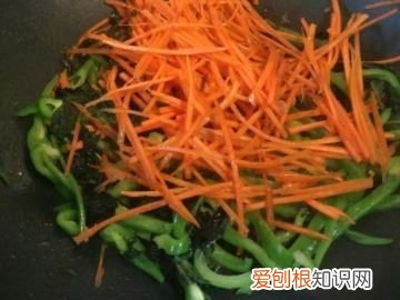 炒米粉怎么泡，炒米粉冷水泡还是热水泡,泡多长时间