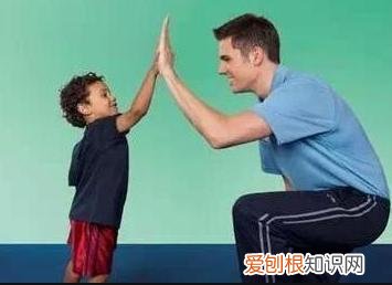 如何解决孩子胆小，“妈妈，我不敢”，孩子胆小，父母用这几个妙招养育，孩子更出众