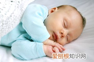 宝宝脸上皮下小红点怎么回事 ，宝宝脸上出现皮下小红点