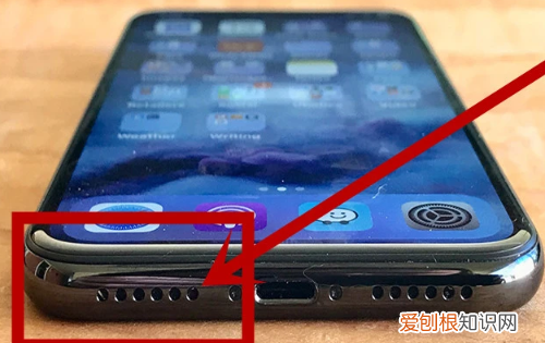 苹果x几个喇叭，iphonex两个扬声器只有一个响