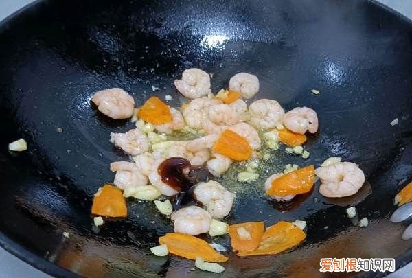 虾仁西兰花的做法,芹菜炒虾仁的家常做法