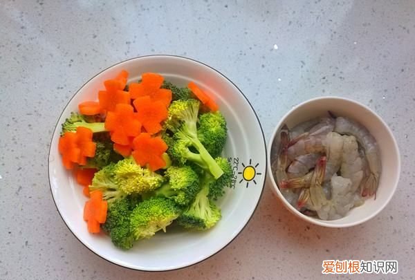 虾仁西兰花的做法,芹菜炒虾仁的家常做法
