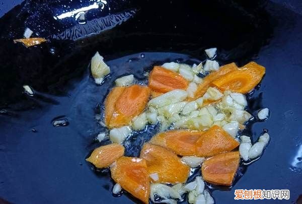 虾仁西兰花的做法,芹菜炒虾仁的家常做法