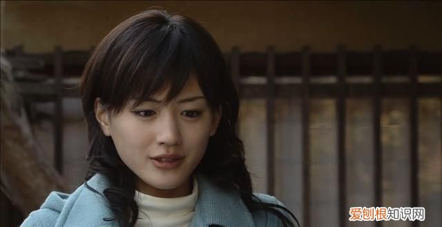 白夜行亮司死后雪穗为什么不哭