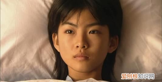 白夜行亮司死后雪穗为什么不哭