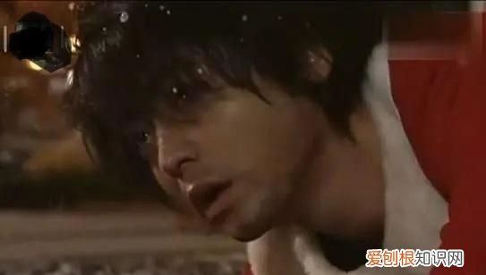 白夜行亮司死后雪穗为什么不哭