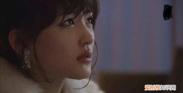 白夜行亮司死后雪穗为什么不哭