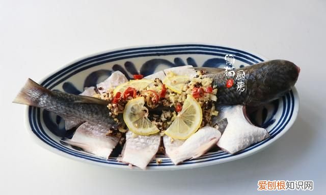 蒸鱼的时候放什么去腥,蒸鱼怎么去腥最好吃
