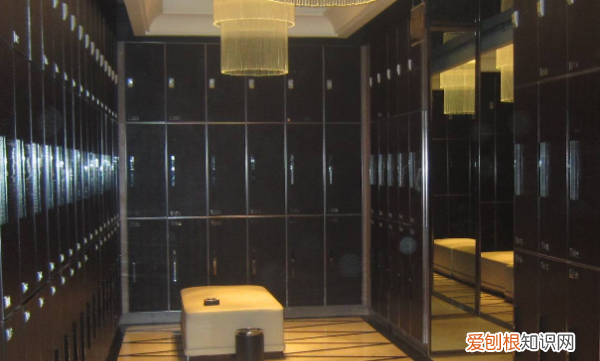 更衣在古代有几种意思，更衣在古代是什么意思啊