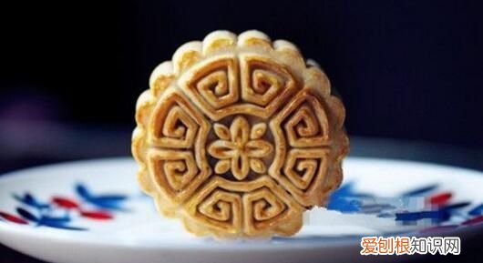 月饼能放冰箱吗 拆开的月饼怎么保存呢