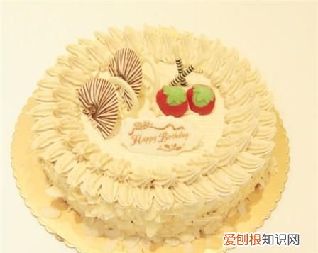 白脱蛋糕和鲜奶蛋糕的区别,稀奶油和鲜奶油的黄油有什么区别