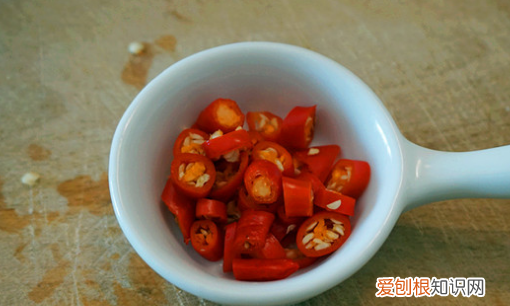 蛤蜊肉用去黑色的东西，花甲肉里面的黑的要不要清理