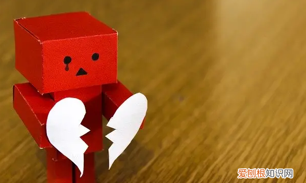 怎么画表情，如何在网格本上画表情包沙雕