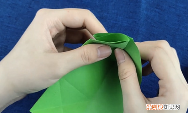 手工纸房子教程12岁,教你怎么用纸折房子