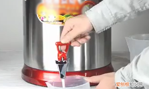 怎么用豆浆机打豆浆，全自动豆浆机怎么使用视频教程