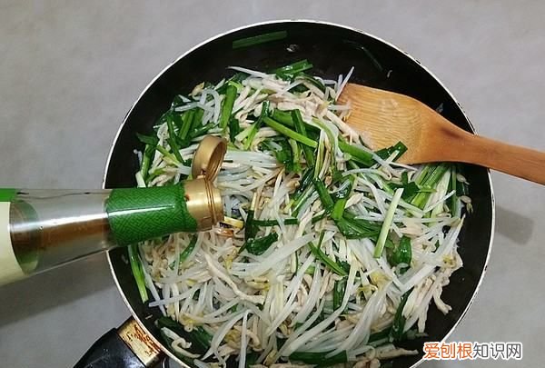 如何做春卷肉丝,韭菜肉丝春卷的做法窍门