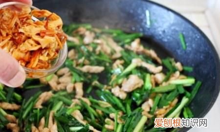 如何做春卷肉丝,韭菜肉丝春卷的做法窍门