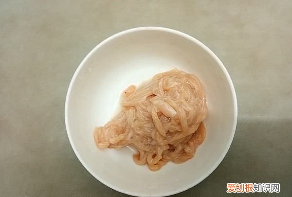 如何做春卷肉丝,韭菜肉丝春卷的做法窍门