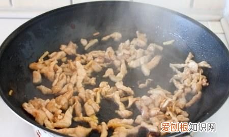 如何做春卷肉丝,韭菜肉丝春卷的做法窍门