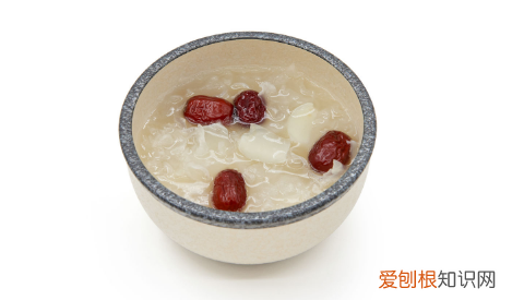 煮银耳汤什么时候放糖比较好