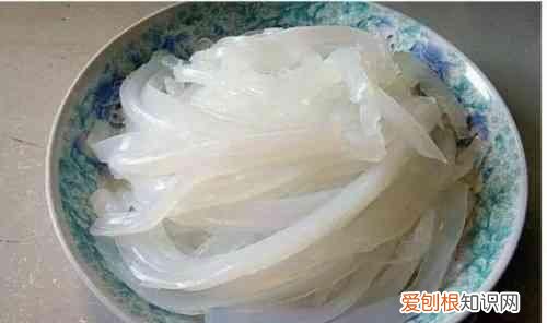 天气热吃什么样的凉粉最合适,自制凉粉天气炎热多吃凉粉