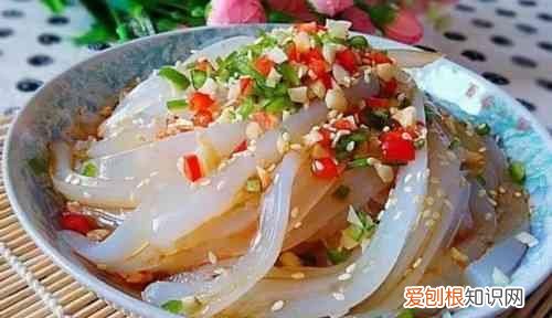 天气热吃什么样的凉粉最合适,自制凉粉天气炎热多吃凉粉