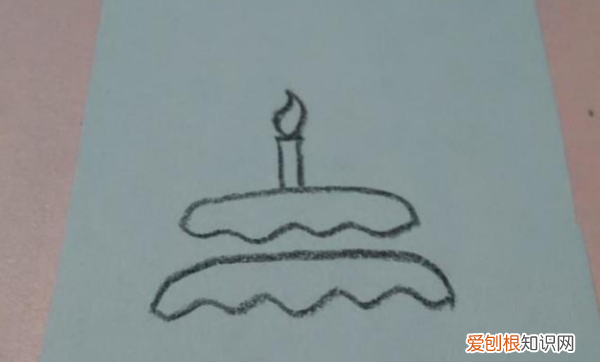 生日蛋糕怎么画又漂亮，简单的生日蛋糕怎么画呢