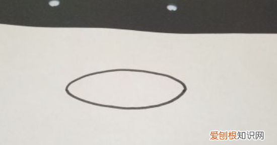 生日蛋糕怎么画又漂亮，简单的生日蛋糕怎么画呢