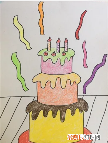 生日蛋糕怎么画又漂亮，简单的生日蛋糕怎么画呢