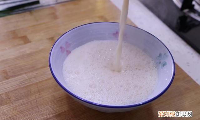 夏季黄豆泡多久可以做豆腐脑 夏天泡黄豆几个小时能做豆腐脑