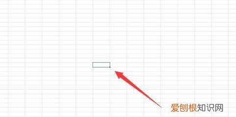 怎样一次性统一行高，表格如何统一设置行高列宽