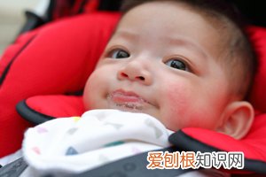 宝宝头发油的特别快怎么回事 ，宝宝头发油的特别快怎么回事啊