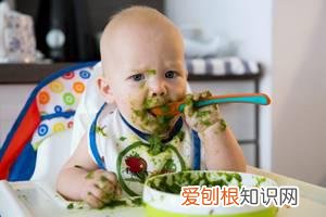 宝宝晒黑了怎么白回来 ，宝宝晒黑的皮肤怎么白回来