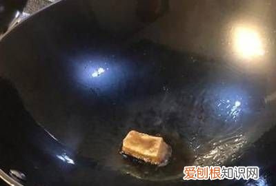 新买的铁锅怎么开锅才会不粘锅 新买的铁锅怎样开