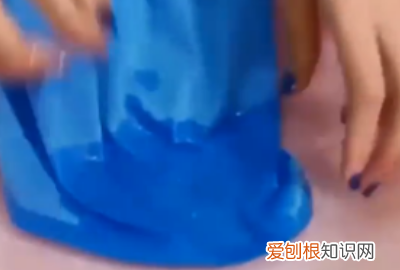 玻璃胶粘衣服了怎么洗 玻璃胶粘衣服怎么处理