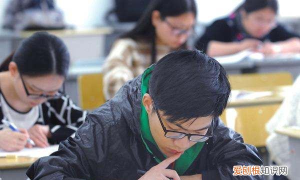 成人怎么考研究生，成考本科怎么考研究生是全日制的吗